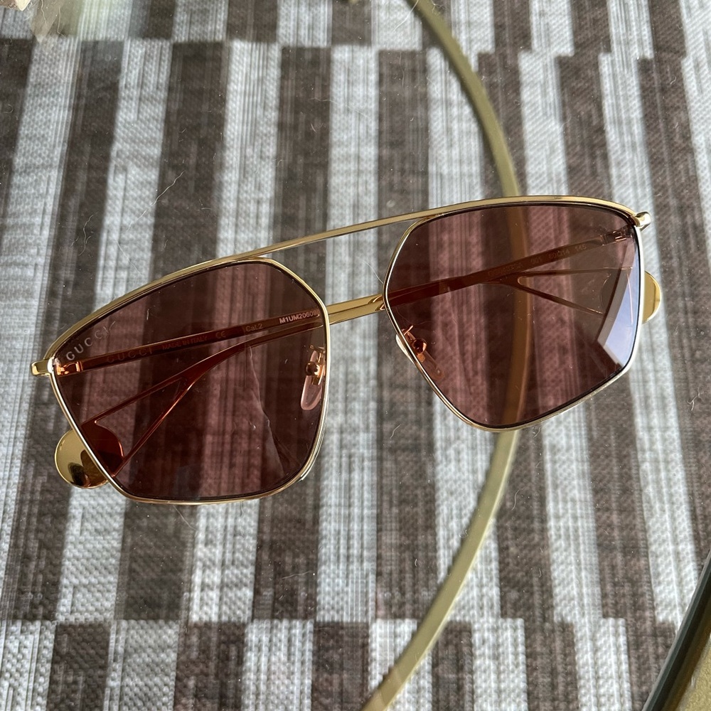 Women’s Gucci sunglasses.